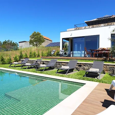 Beautiful Bella 3 Bedrooms Stunning Sea Views * Calheta (Madeira)