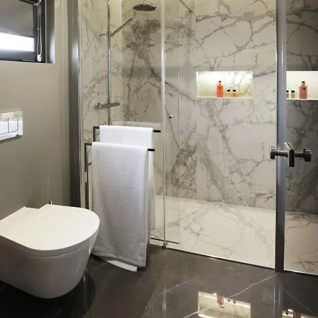 Beautiful Bella 3 Bedrooms Stunning Sea Views * Calheta (Madeira)