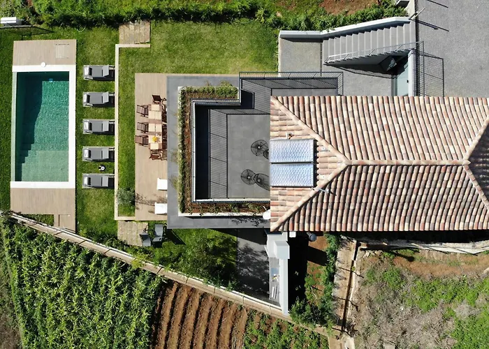 Beautiful Bella 3 Bedrooms Stunning Sea Views *